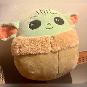 Baby Yoda 20 inch Squishmallow- no tags
